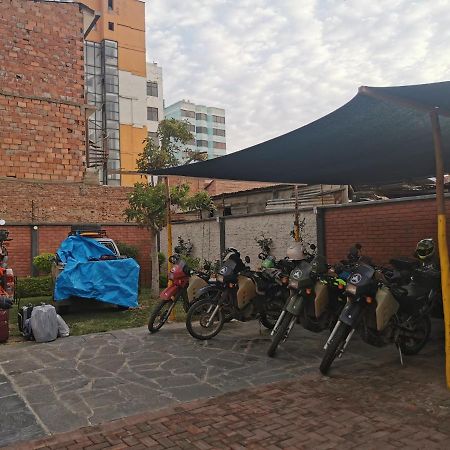 Armenia Hotel Cochabamba Zewnętrze zdjęcie