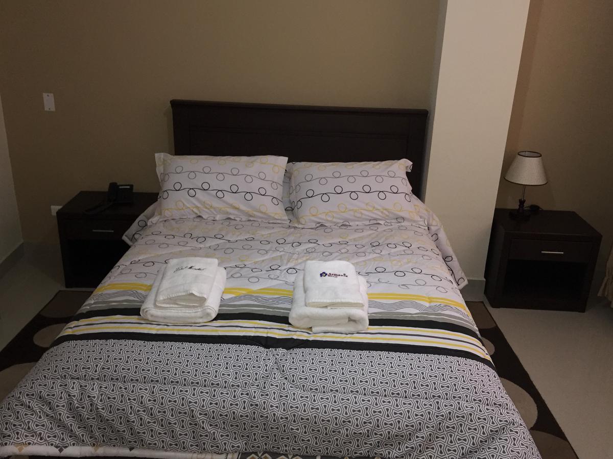 Armenia Hotel Cochabamba Zewnętrze zdjęcie